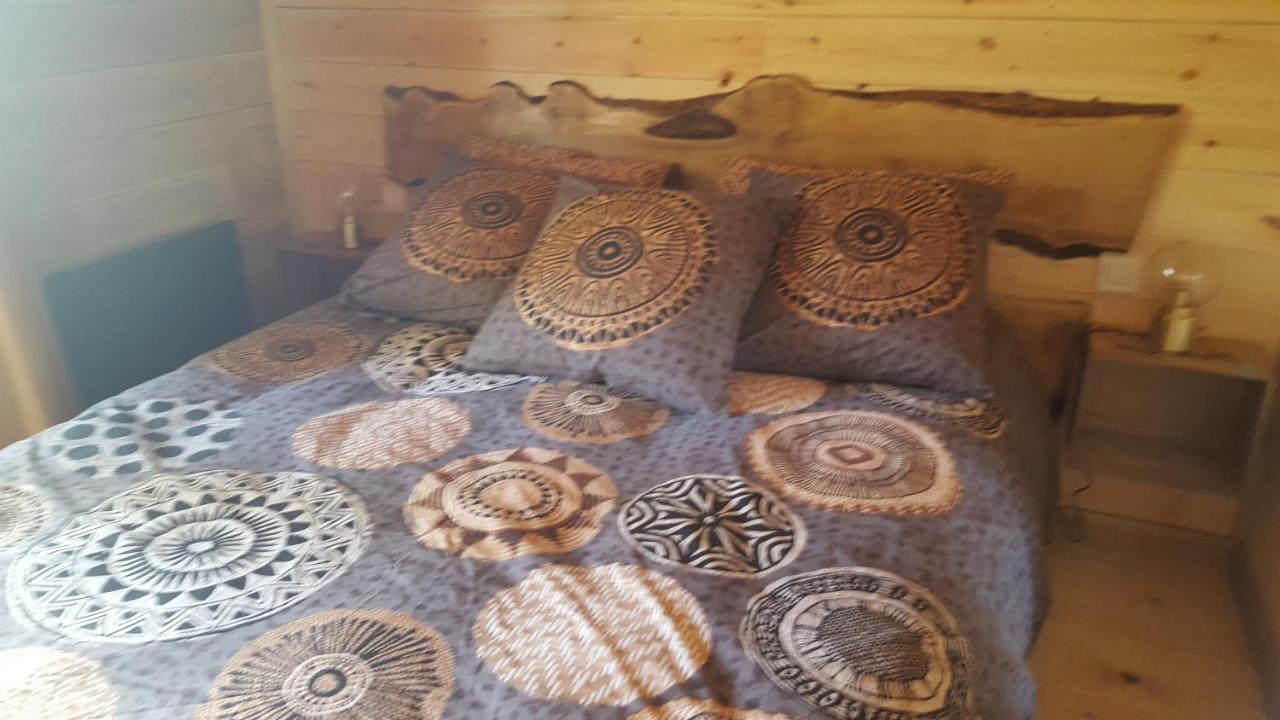 Etangs Du Moulin Hotell Suzy Eksteriør bilde
